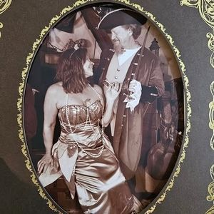 Meet your Posher, Wendy